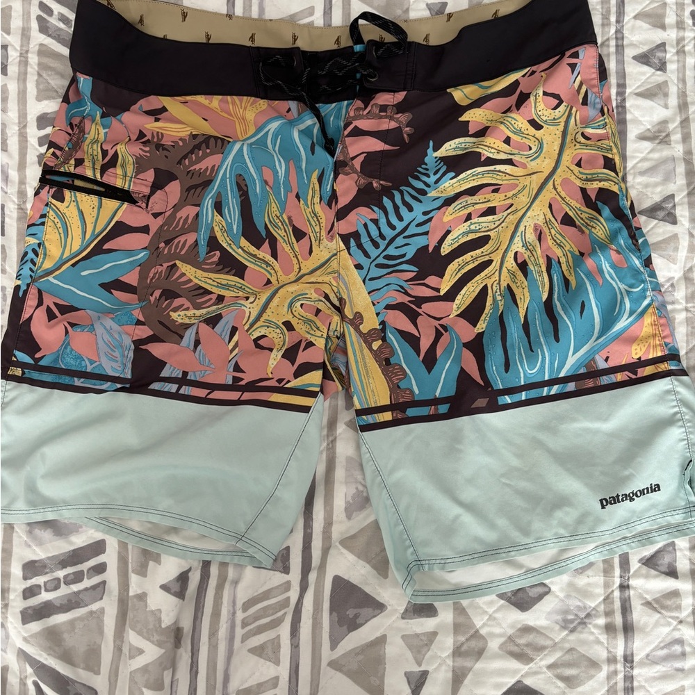 Lot of 2 Bathing suits Patagonia size L - Picture 6 of 8